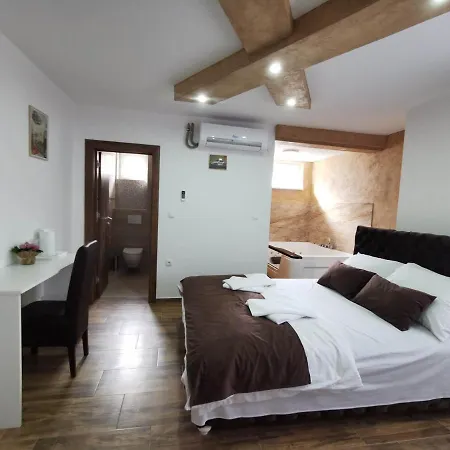 Apartment Sobe I Casa Mia *
