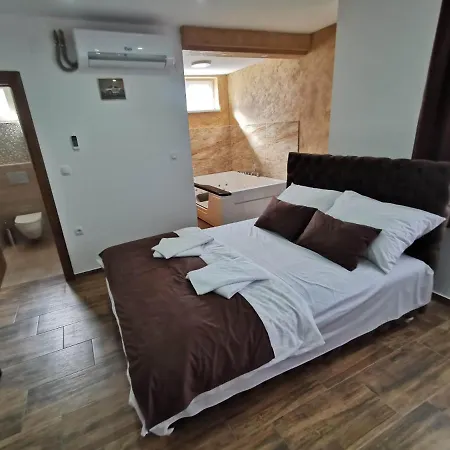 Apartment Sobe I Casa Mia *
