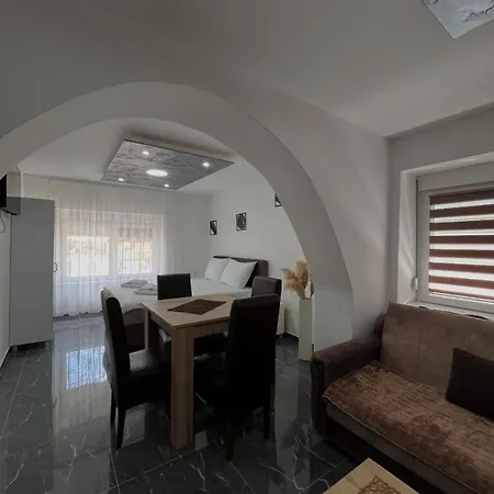 Sobe I Casa Mia 公寓 Pecinci